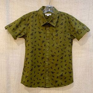 Appaman Boys Olive bug print button short sleeve shirt size 10